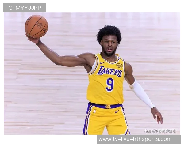 夸梅直言布朗尼在大学表现平平不及部分高中球员的潜力与实力