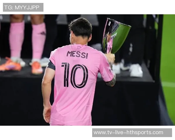 穆勒社交媒体庆祝胜利称赞团队表现期待继续前进再创佳绩