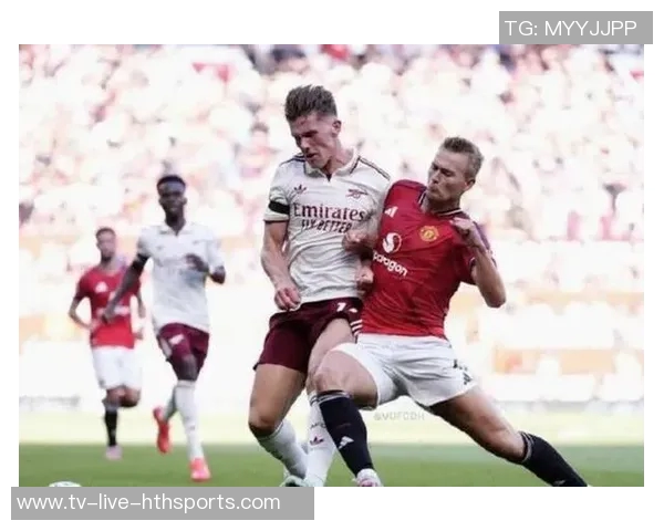 德里赫特成为曼联本赛季英超唯一全勤球员展现后防实力