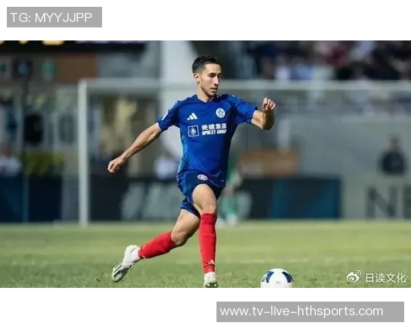 亚历斯祖告别上海海港正式加盟成都蓉城开启新征程